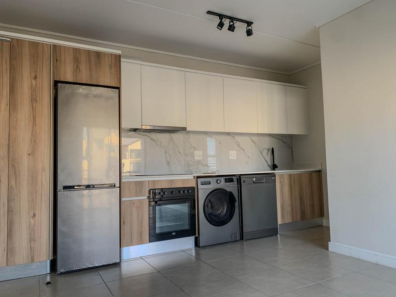 To Let 1 Bedroom Property for Rent in Sandown Western Cape
